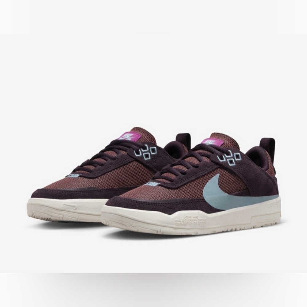 Nike SB Day One